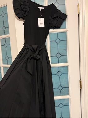 Gibson Latimer Black Crewneck dress